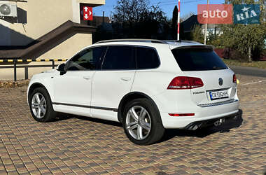 Внедорожник / Кроссовер Volkswagen Touareg 2014 в Умани