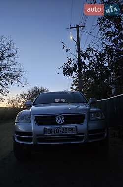 Позашляховик / Кросовер Volkswagen Touareg 2004 в Одесі