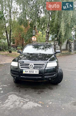 Внедорожник / Кроссовер Volkswagen Touareg 2005 в Радивилове