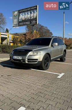 Внедорожник / Кроссовер Volkswagen Touareg 2003 в Житомире