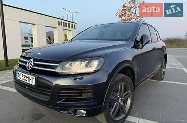 Внедорожник / Кроссовер Volkswagen Touareg 2010 в Мукачево