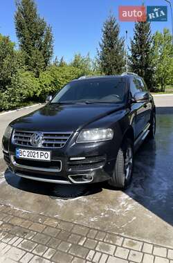 Внедорожник / Кроссовер Volkswagen Touareg 2006 в 