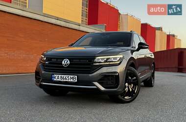 Внедорожник / Кроссовер Volkswagen Touareg 2020 в Киеве