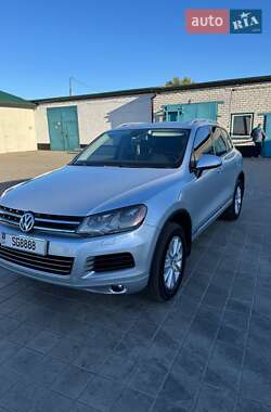 Внедорожник / Кроссовер Volkswagen Touareg 2011 в Черкассах