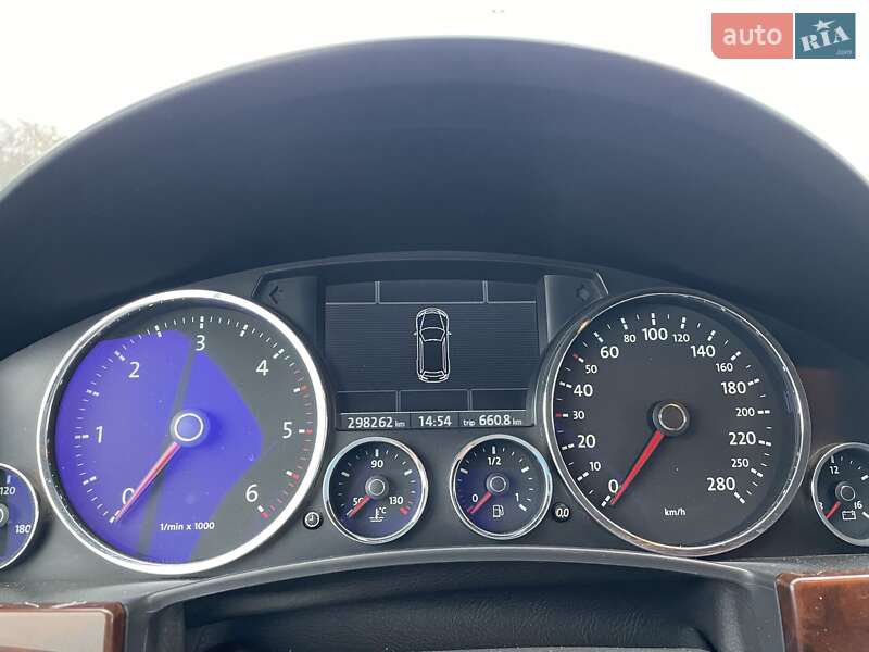 Позашляховик / Кросовер Volkswagen Touareg 2008 в Львові