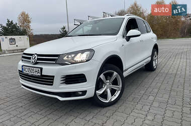 Внедорожник / Кроссовер Volkswagen Touareg 2013 в Луцке