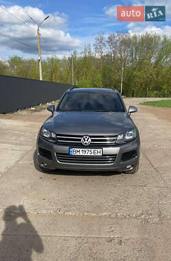 Внедорожник / Кроссовер Volkswagen Touareg 2013 в Киеве