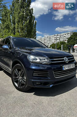 Позашляховик / Кросовер Volkswagen Touareg 2013 в Запоріжжі