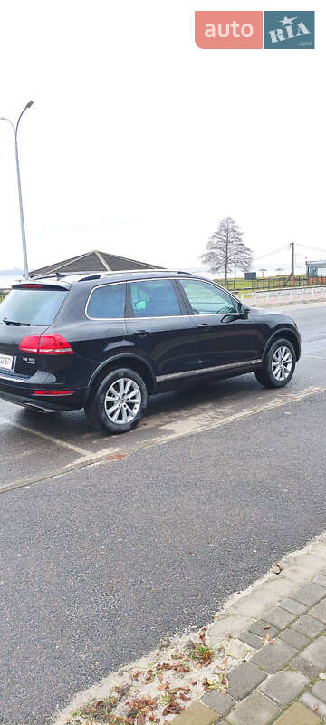 Внедорожник / Кроссовер Volkswagen Touareg 2010 в Луцке