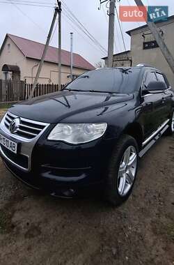 Внедорожник / Кроссовер Volkswagen Touareg 2007 в Ананьеве