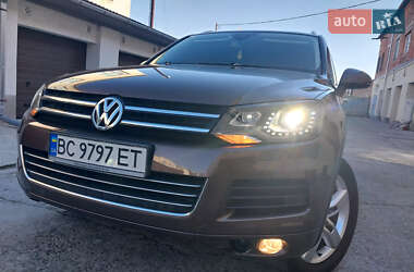 Внедорожник / Кроссовер Volkswagen Touareg 2013 в Самборе