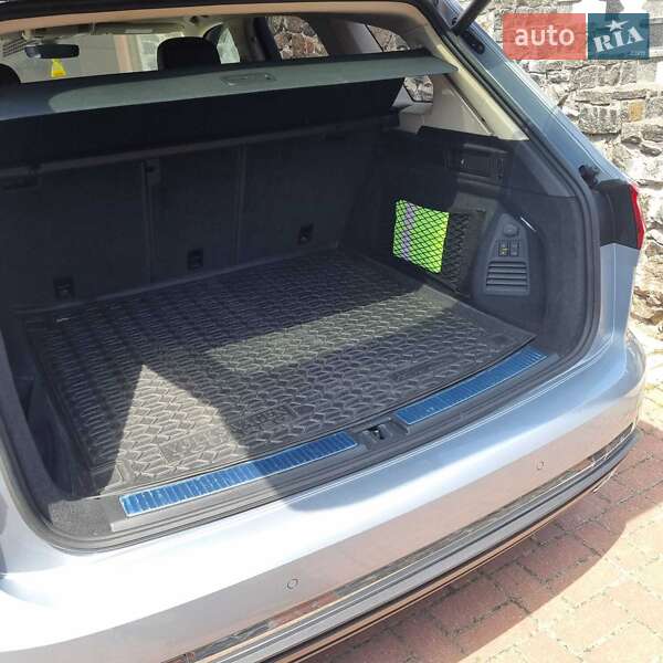 Позашляховик / Кросовер Volkswagen Touareg 2019 в Черкасах фото 8 Позашляховик / Кросовер Volkswagen Touareg 2019 в Черкасах