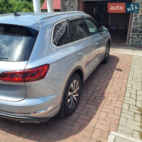 Позашляховик / Кросовер Volkswagen Touareg 2019 в Черкасах фото 6 Позашляховик / Кросовер Volkswagen Touareg 2019 в Черкасах