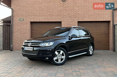 Позашляховик / Кросовер Volkswagen Touareg 2013 в Смілі