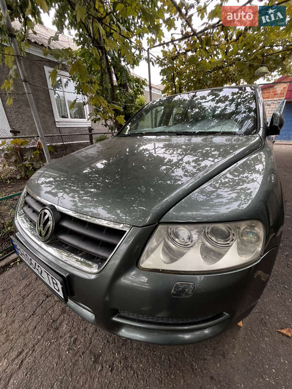 Внедорожник / Кроссовер Volkswagen Touareg 2004 в Одессе