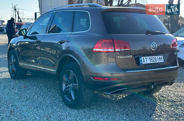 Позашляховик / Кросовер Volkswagen Touareg 2011 в Івано-Франківську