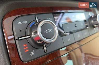 Позашляховик / Кросовер Volkswagen Touareg 2014 в 
