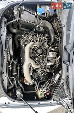 Внедорожник / Кроссовер Volkswagen Touareg 2009 в 
