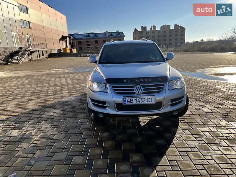 Внедорожник / Кроссовер Volkswagen Touareg 2007 в 