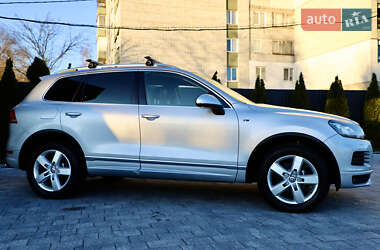 Внедорожник / Кроссовер Volkswagen Touareg 2014 в Дрогобыче