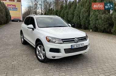 Внедорожник / Кроссовер Volkswagen Touareg 2013 в Самборе