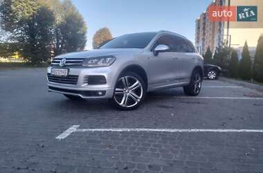 Внедорожник / Кроссовер Volkswagen Touareg 2012 в Виннице