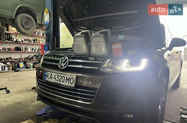 Внедорожник / Кроссовер Volkswagen Touareg 2010 в Черкассах