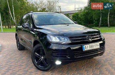 Внедорожник / Кроссовер Volkswagen Touareg 2012 в Киеве