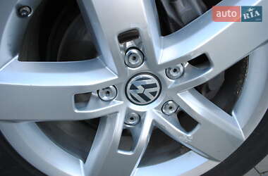 Внедорожник / Кроссовер Volkswagen Touareg 2013 в Перегинском