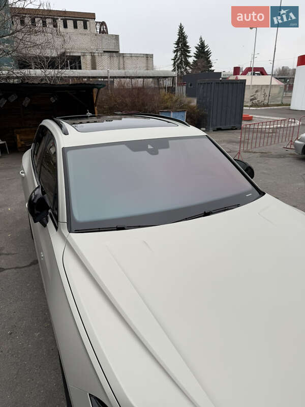 Внедорожник / Кроссовер Volkswagen Touareg 2024 в Днепре