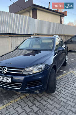 Позашляховик / Кросовер Volkswagen Touareg 2013 в Хмельницькому