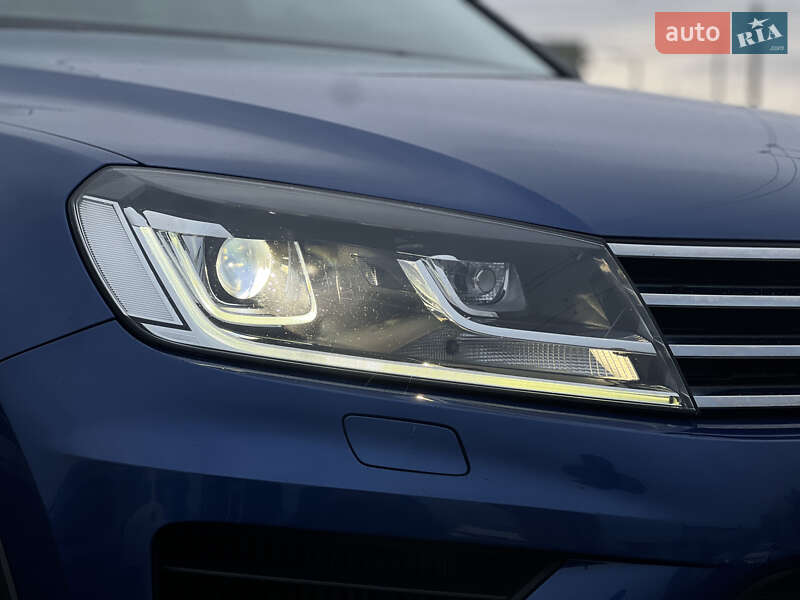 Позашляховик / Кросовер Volkswagen Touareg 2015 в Ужгороді фото 3 Позашляховик / Кросовер Volkswagen Touareg 2015 в Ужгороді