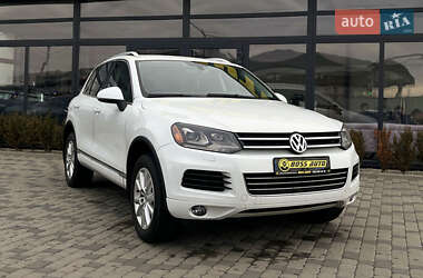 Внедорожник / Кроссовер Volkswagen Touareg 2014 в Мукачево