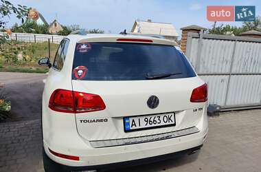 Внедорожник / Кроссовер Volkswagen Touareg 2010 в Фастове