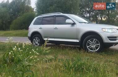 Внедорожник / Кроссовер Volkswagen Touareg 2008 в Хмельницком