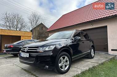 Внедорожник / Кроссовер Volkswagen Touareg 2011 в Ивано-Франковске