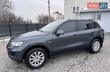 Позашляховик / Кросовер Volkswagen Touareg 2012 в Івано-Франківську