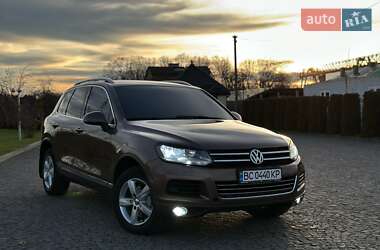 Позашляховик / Кросовер Volkswagen Touareg 2011 в Жовкві