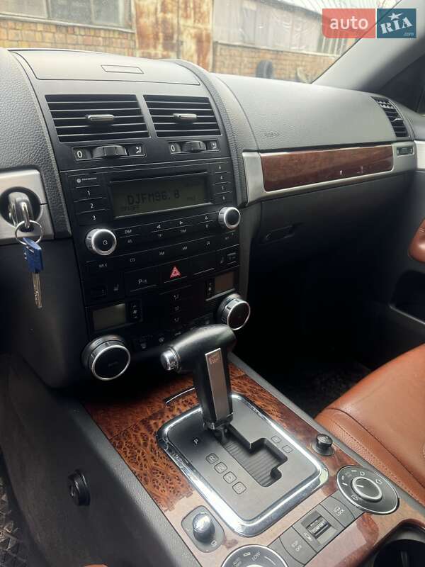 Позашляховик / Кросовер Volkswagen Touareg 2007 в Києві фото 7 Позашляховик / Кросовер Volkswagen Touareg 2007 в Києві