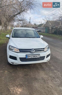 Позашляховик / Кросовер Volkswagen Touareg 2013 в Одесі