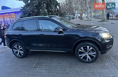 Внедорожник / Кроссовер Volkswagen Touareg 2011 в Одессе