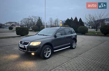 Позашляховик / Кросовер Volkswagen Touareg 2008 в Виноградові