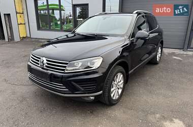 Внедорожник / Кроссовер Volkswagen Touareg 2017 в Тернополе