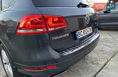 Внедорожник / Кроссовер Volkswagen Touareg 2011 в Ивано-Франковске