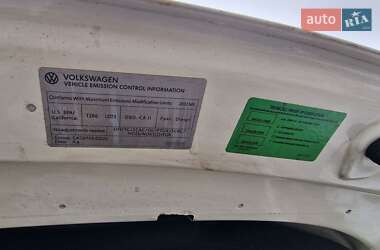 Позашляховик / Кросовер Volkswagen Touareg 2011 в 