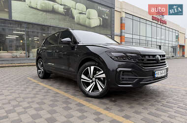 Позашляховик / Кросовер Volkswagen Touareg 2020 в Хмельницькому