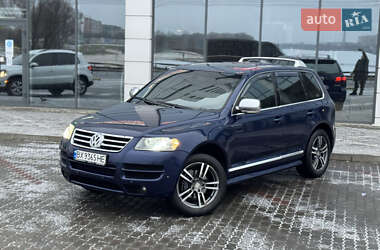 Внедорожник / Кроссовер Volkswagen Touareg 2006 в Хмельницком