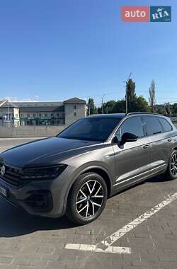 Позашляховик / Кросовер Volkswagen Touareg 2023 в Києві