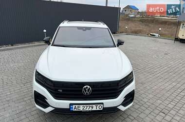 Позашляховик / Кросовер Volkswagen Touareg 2022 в Дніпрі