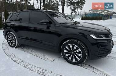 Позашляховик / Кросовер Volkswagen Touareg 2023 в Києві